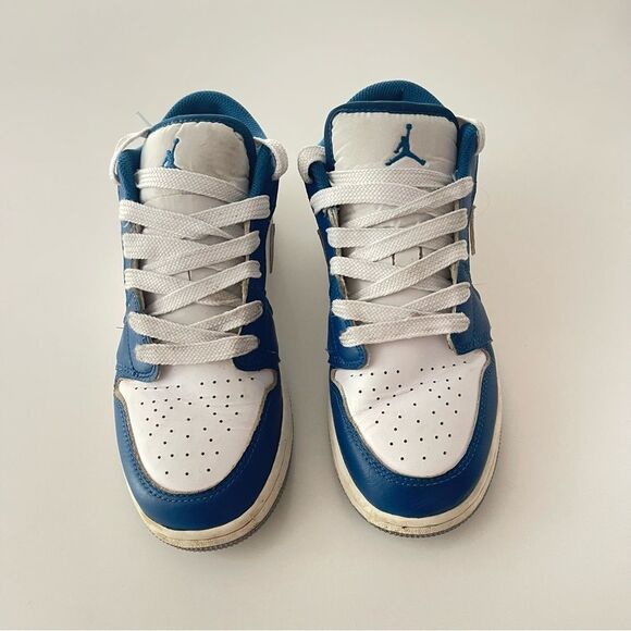 Nike KIDS AIR JORDAN 1 LOW SE 'INDUSTRIAL BLUE 6.5Y - Picture 2 of 16